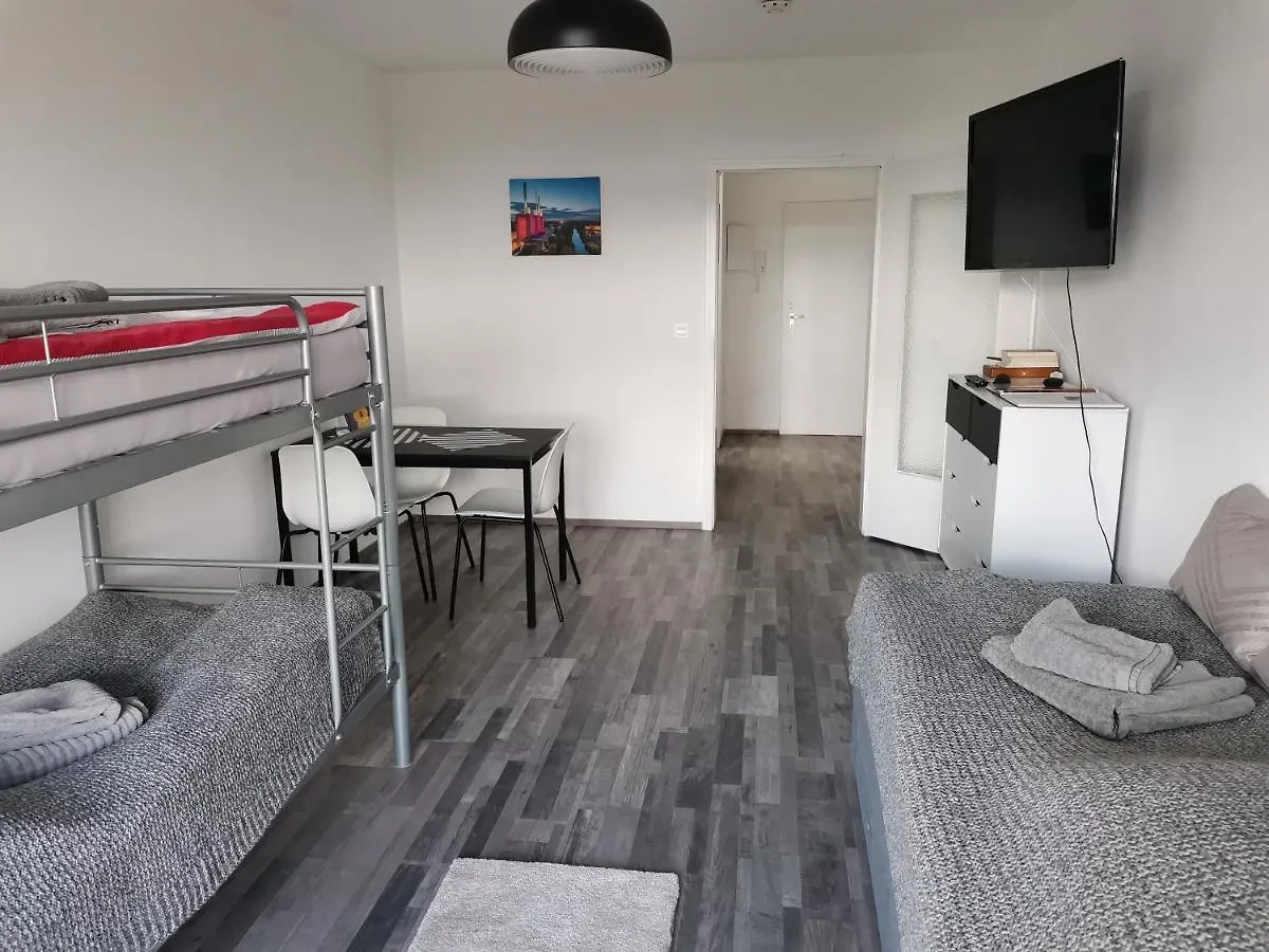 1-Zimmer Appartement In Hannover/Bemerode 0*, Hannover Almanya