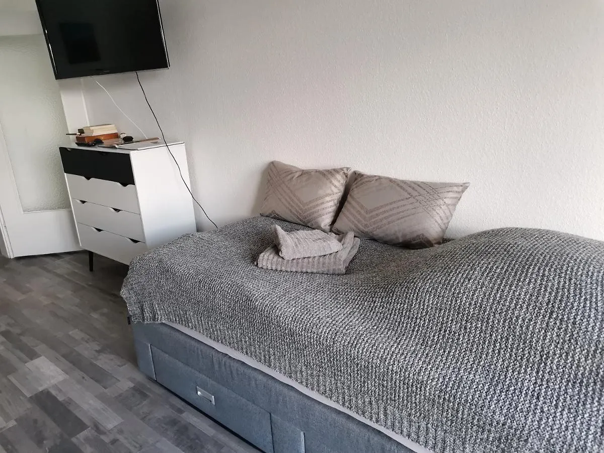 Daire 1-Zimmer Appartement In Hannover/Bemerode Almanya