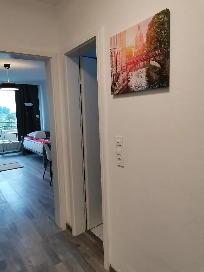 Daire 1-Zimmer Appartement In Hannover/Bemerode Almanya